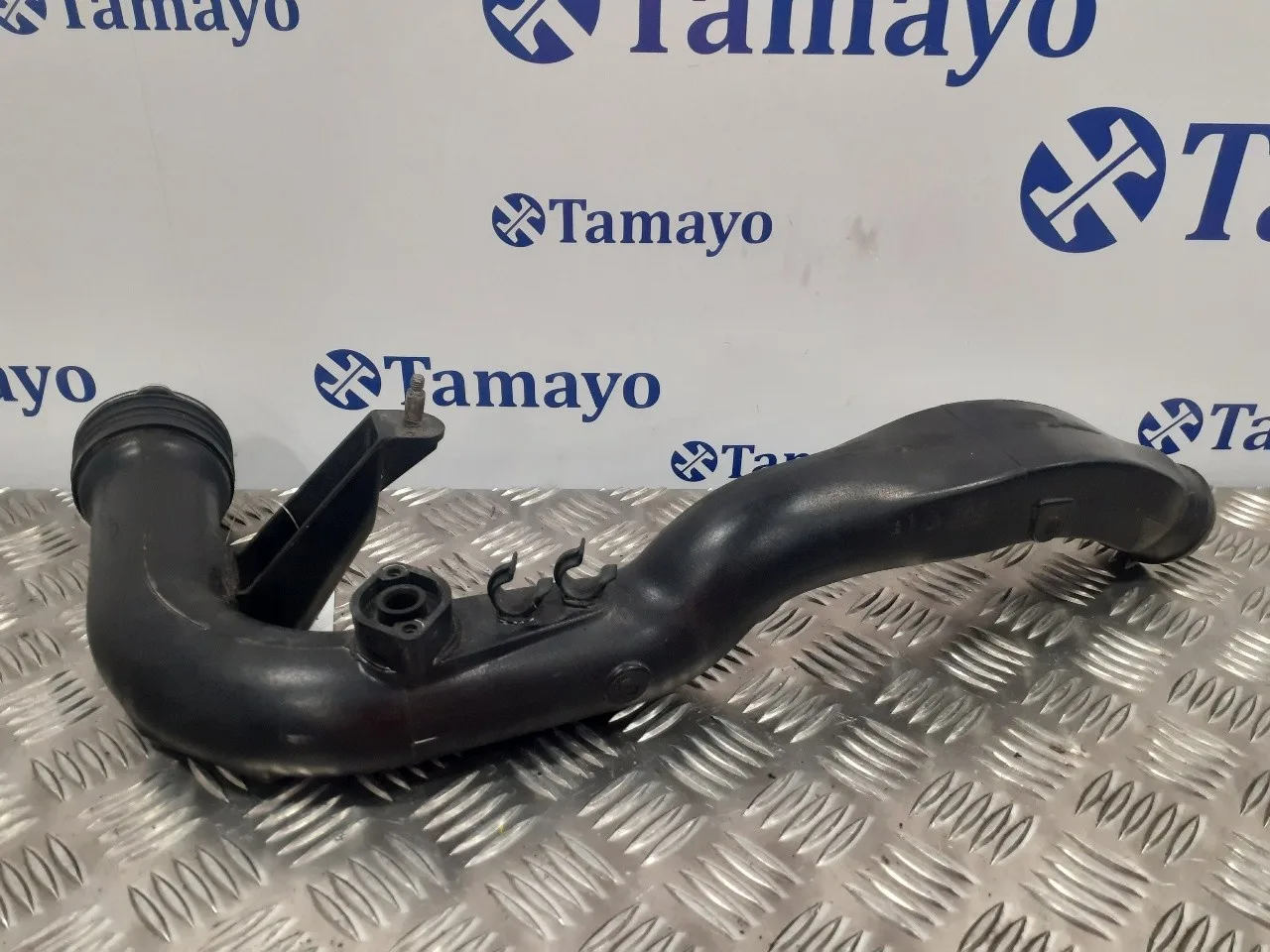 Tubo para Audi A4 Avant (8E)
