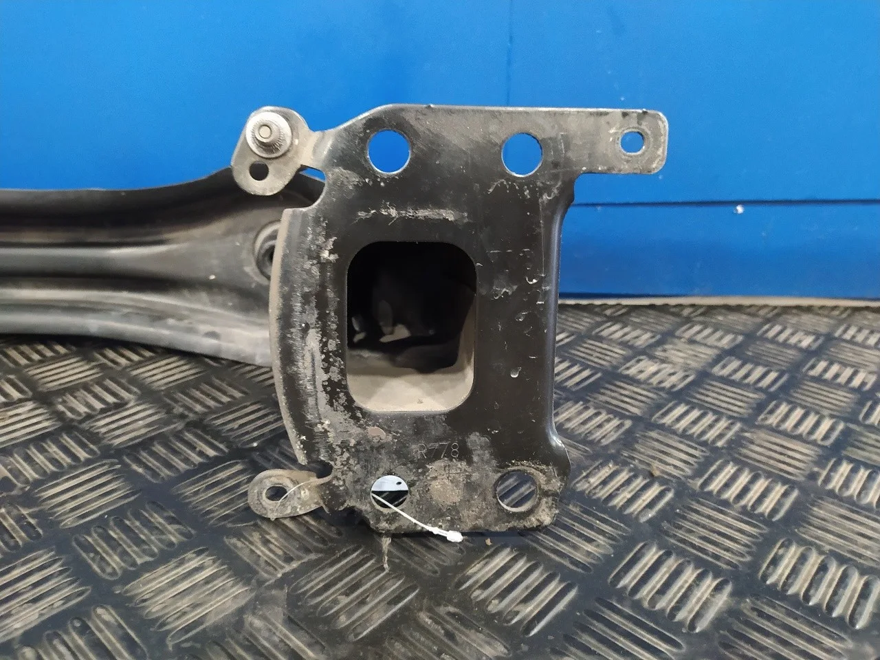 Refuerzo Paragolpes Delantero para Seat Altea (5P1)