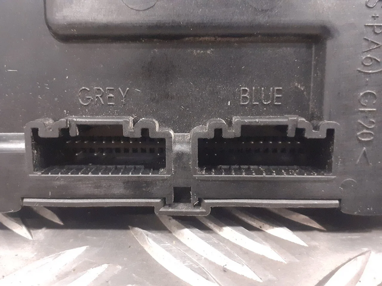 Modulo Electronico para Ford Fiesta (Cb1)
