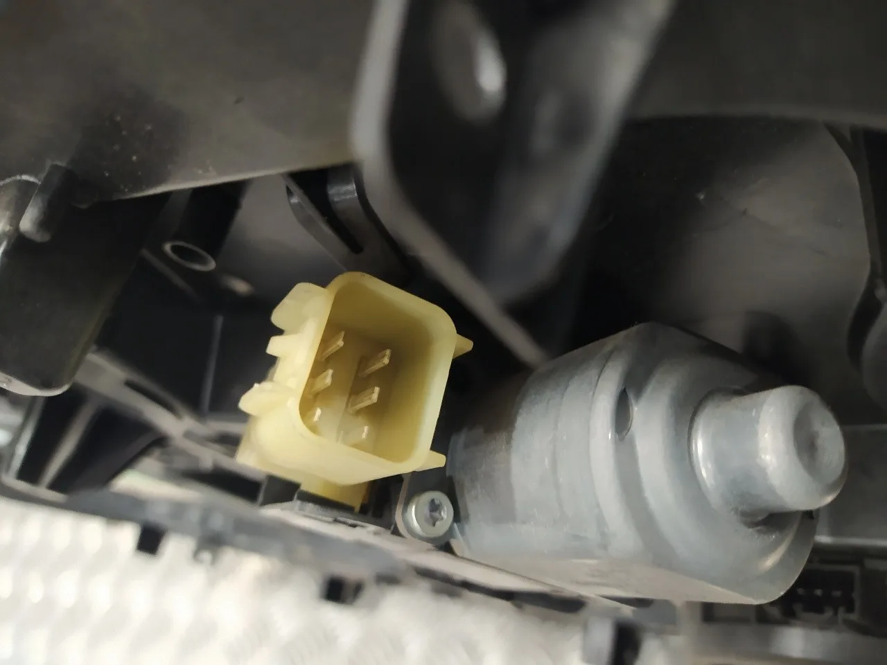 Elevalunas Delantero Izquierdo para Ford Fiesta (Cb1)