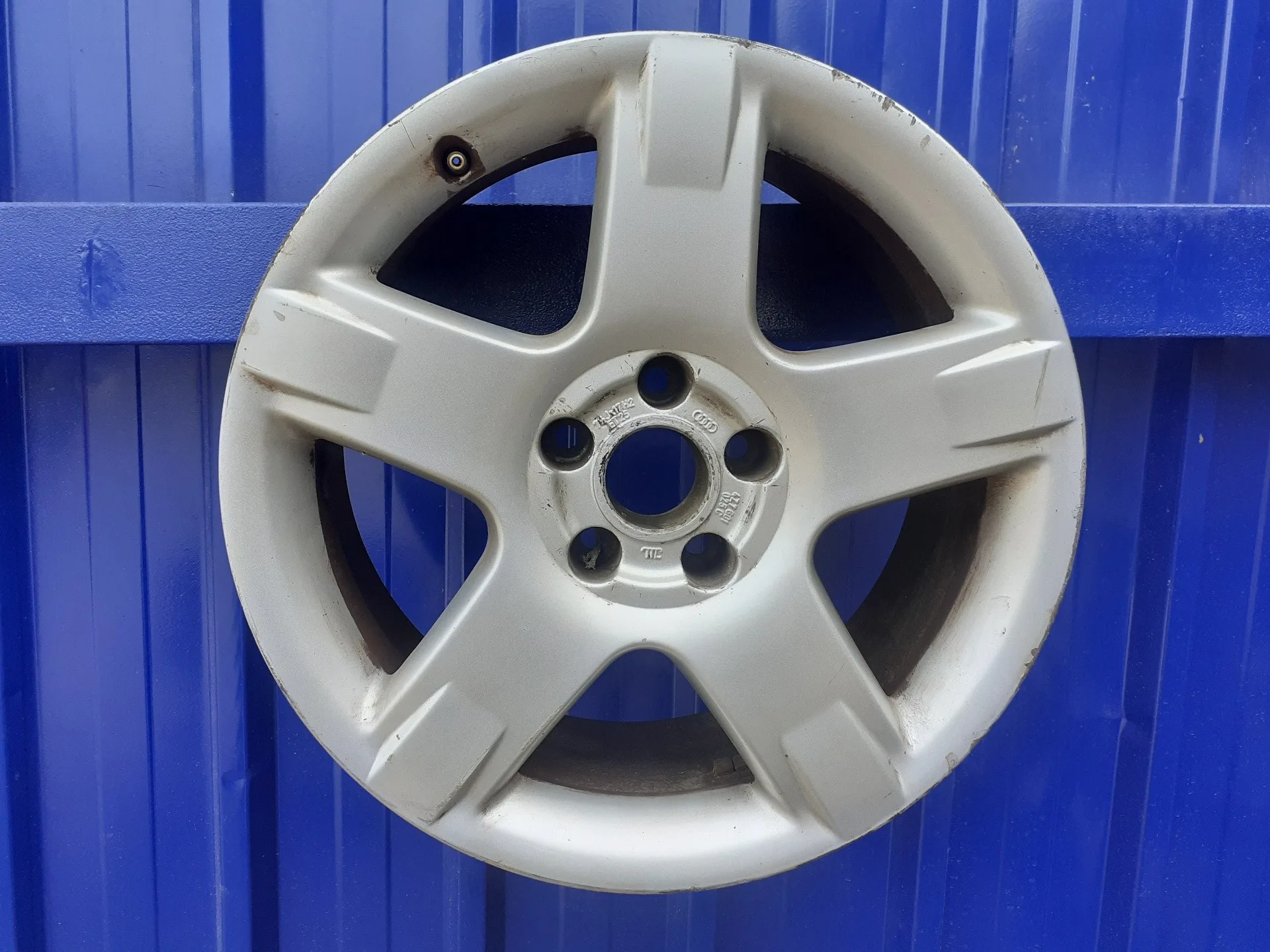 Llanta para Audi Allroad Quattro (4B5)