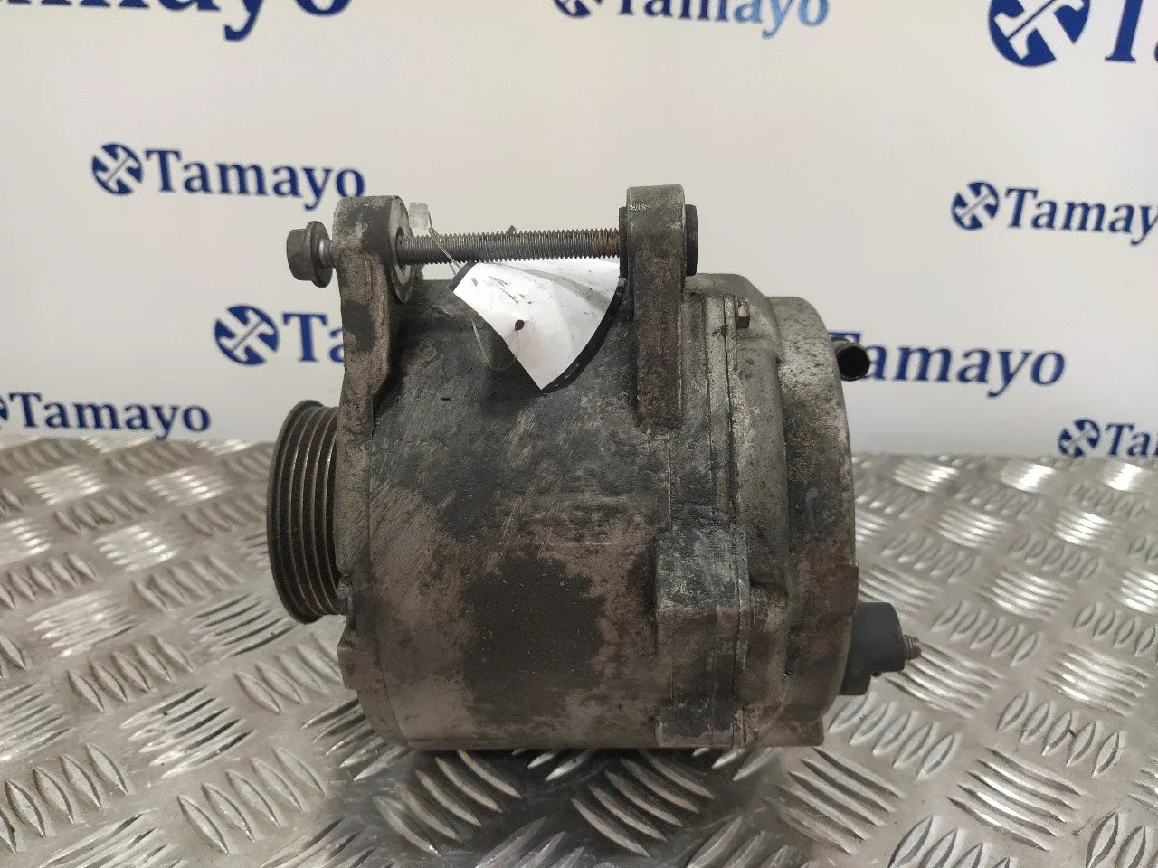 Alternador para Audi A6 Berlina (4F2)