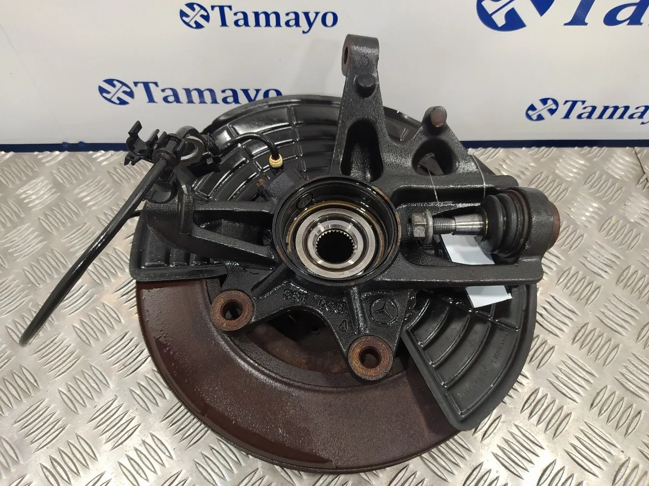 Mangueta Delantera Derecha para Mercedes-Benz Clase M (W163)