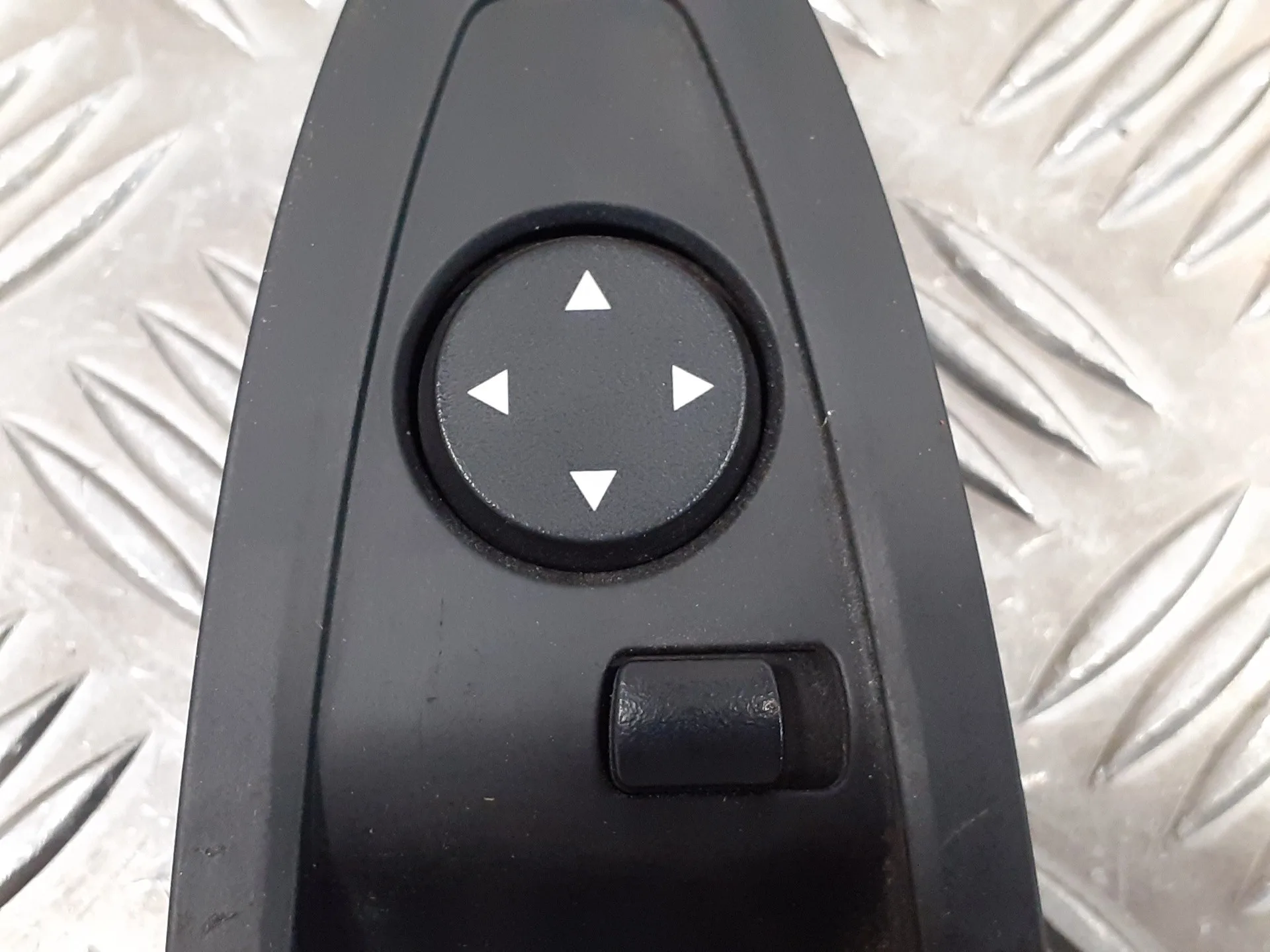 Mando Elevalunas Delantero Izquierdo para Bmw Serie 3 Lim. (F30)