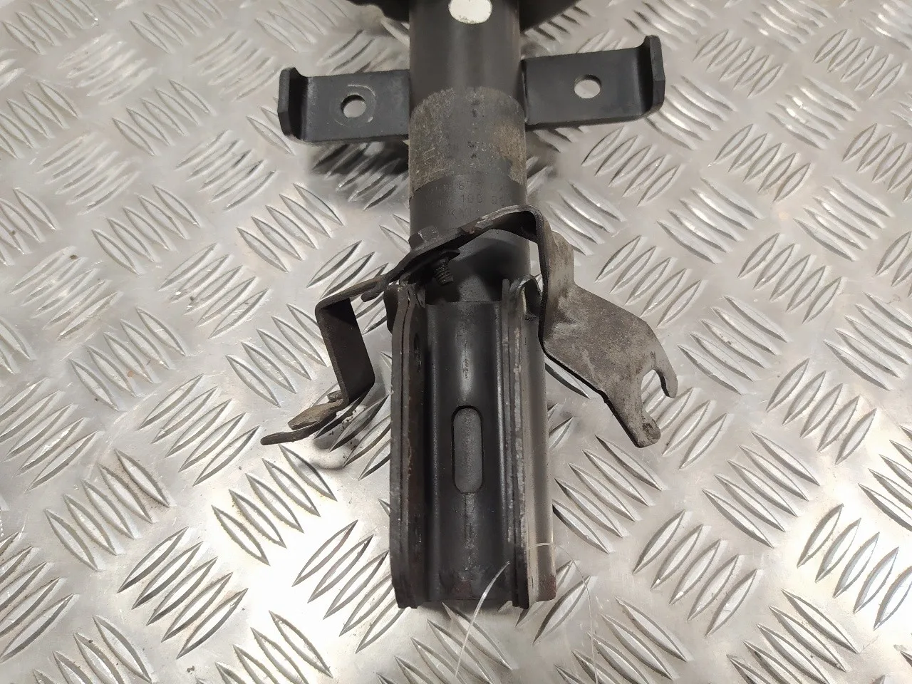 Amortiguador Delantero Derecho para Renault Clio Iii