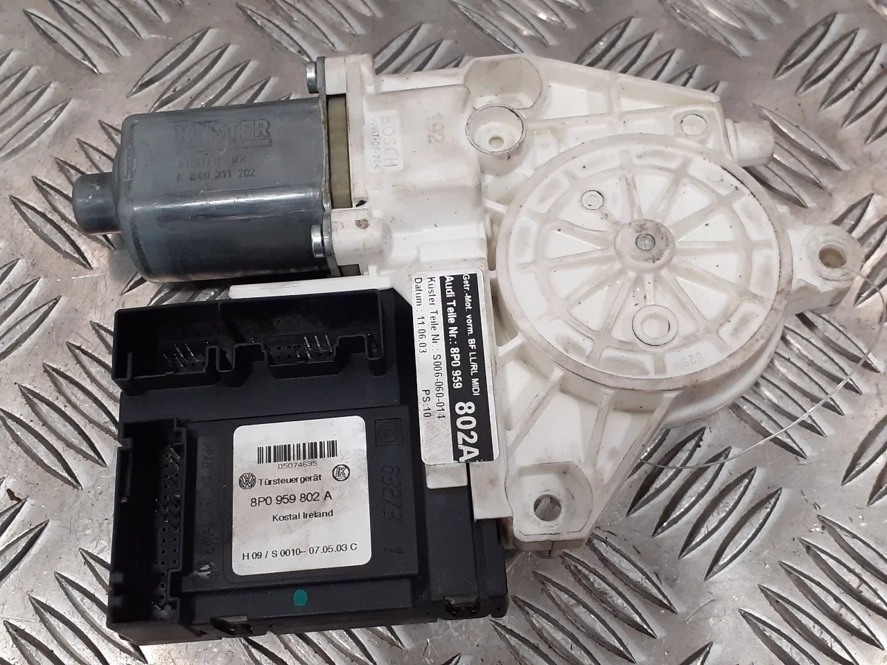 Motor Elevalunas Delantero Derecho para Audi A3 Sportback (8P)
