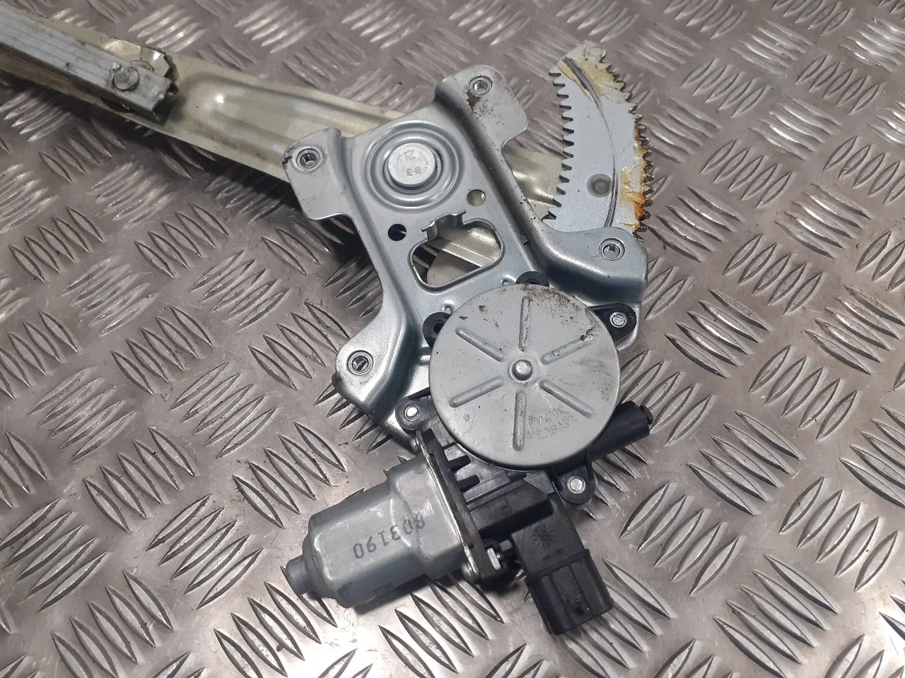 Elevalunas Delantero Derecho para Mitsubishi Outlander (Cw0)