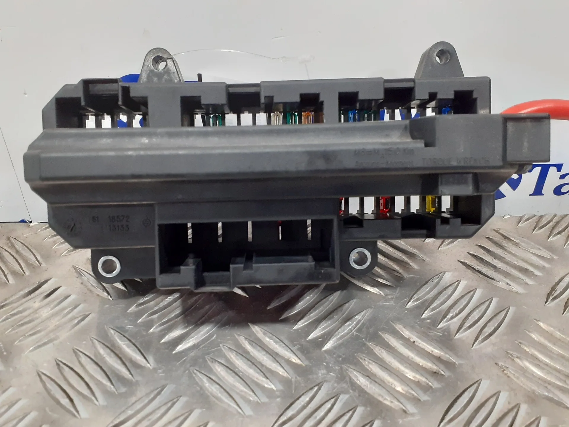 Caja Reles / Fusibles para Bmw Serie 7 (E65/E66)