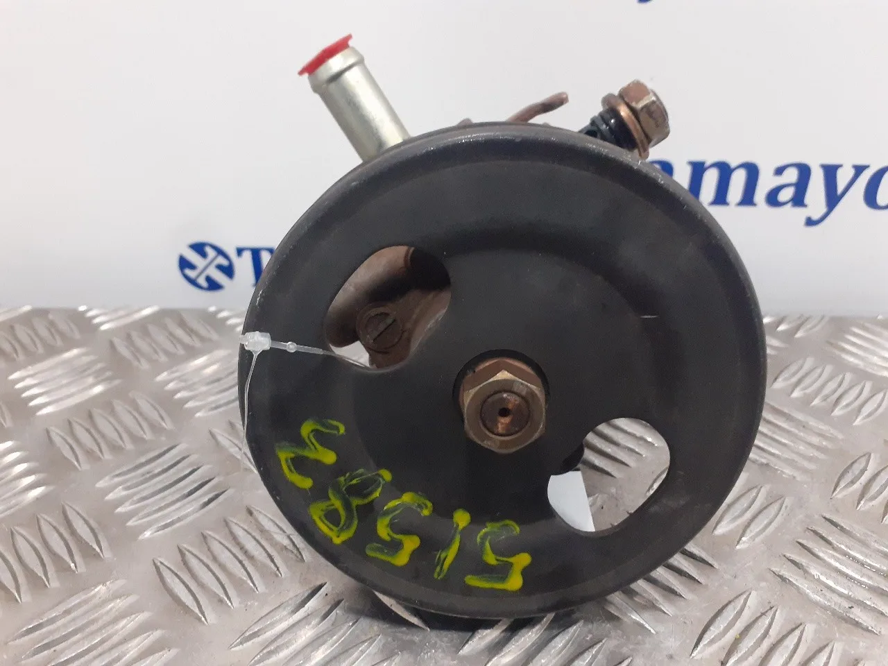 Bomba Direccion para Mitsubishi L 200 (K6/7)