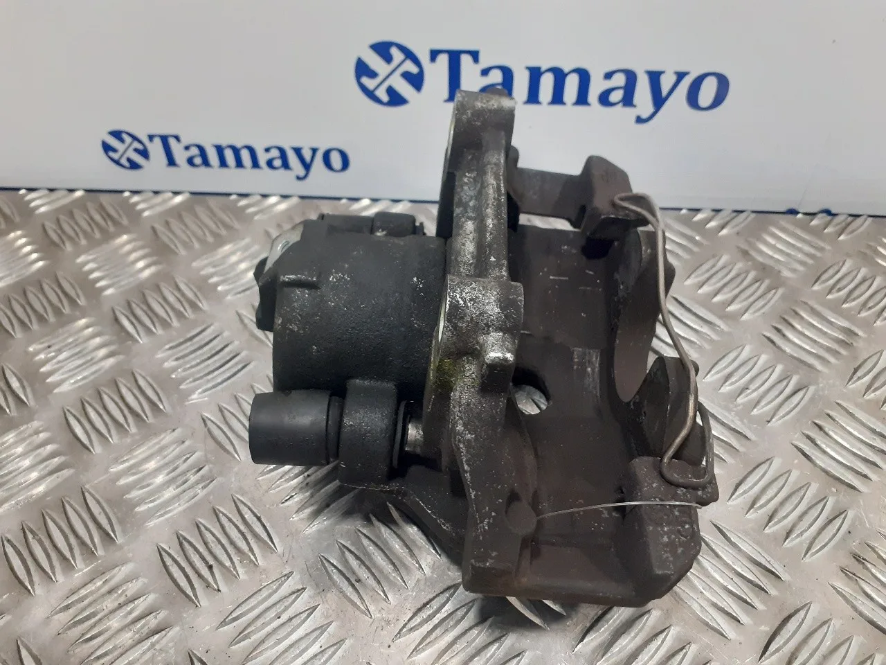 Pinza Freno Delantera Izquierda para Volkswagen Passat Berlina (3B3)