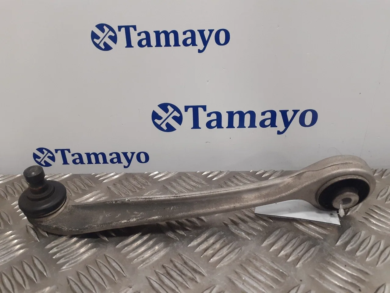 Tirante Delantero Izquierdo para Volkswagen Passat Berlina (3B3)