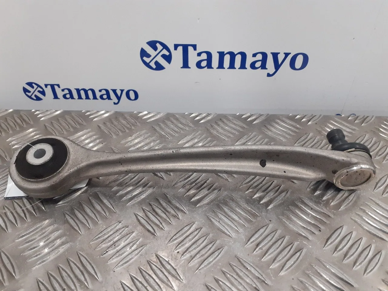 Tirante Delantero Derecho para Volkswagen Passat Berlina (3B3)