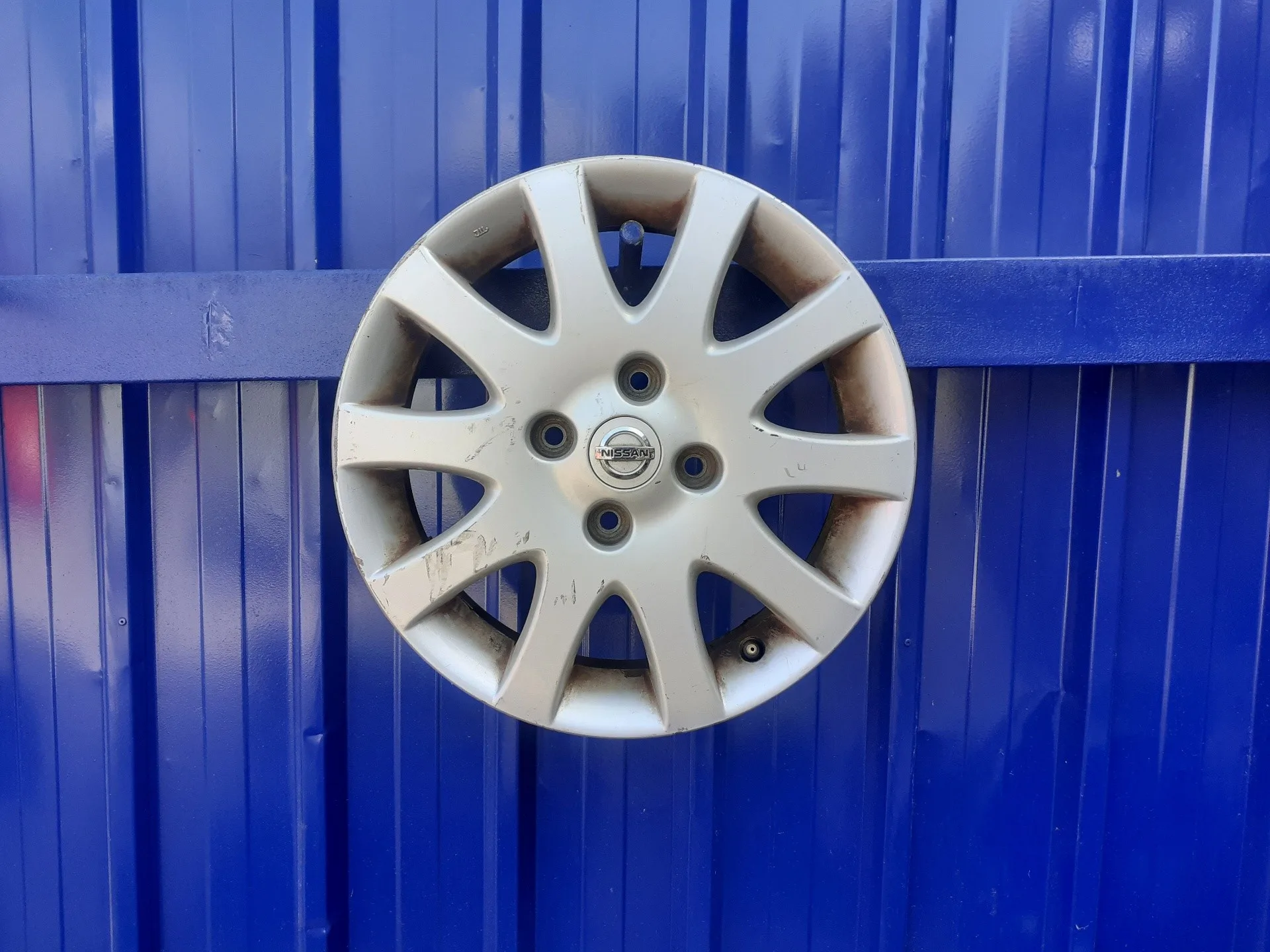 Llanta para Nissan Primera Berlina (P12)