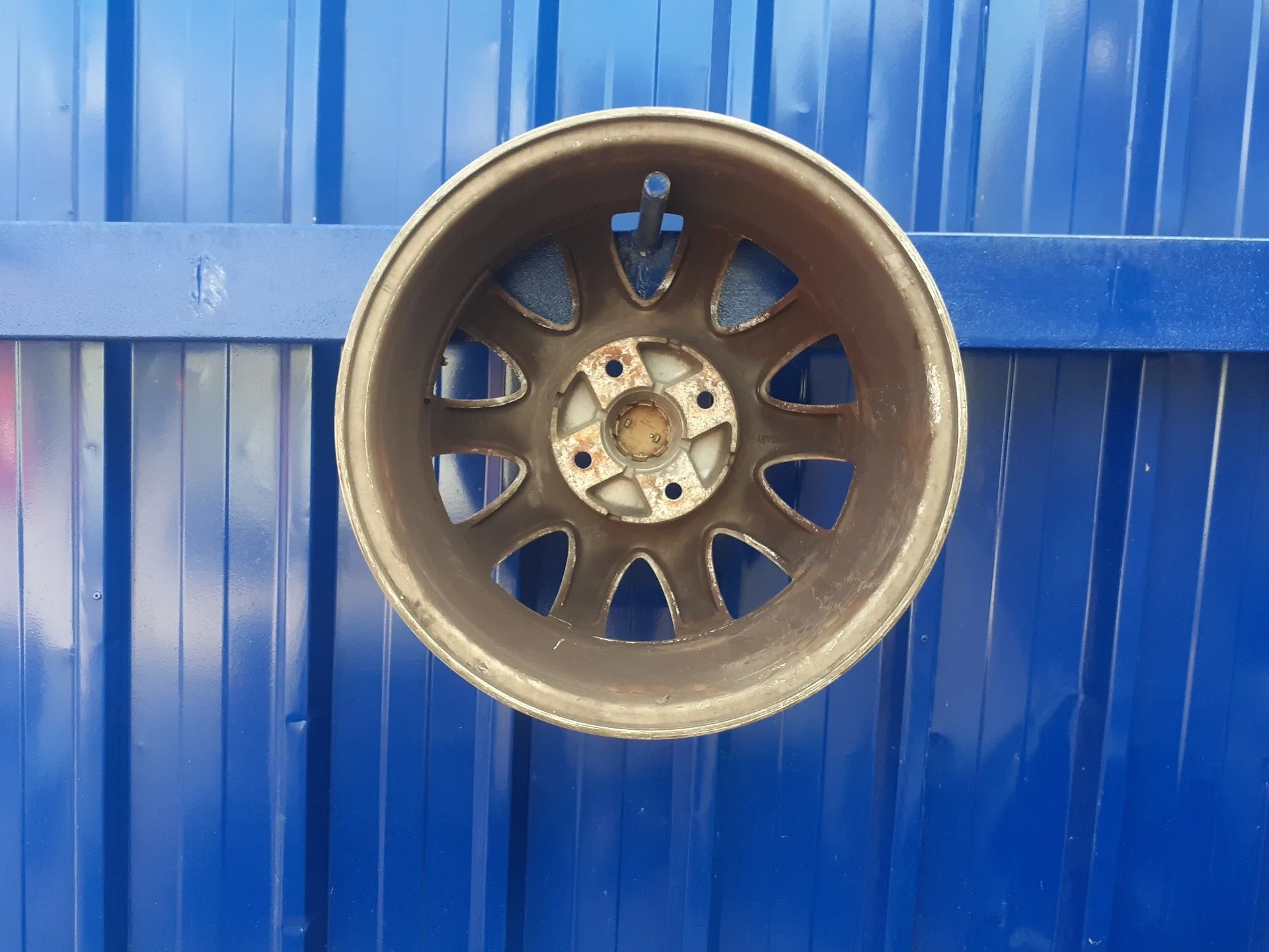 Llanta para Nissan Primera Berlina (P12)
