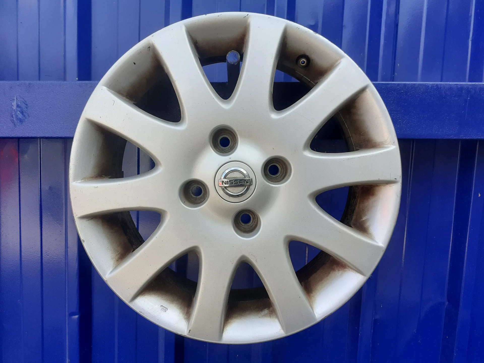 Llanta para Nissan Primera Berlina (P12)