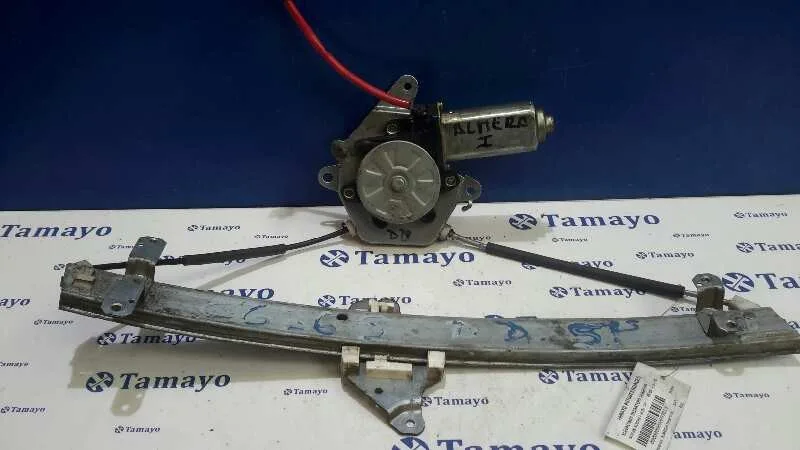 Elevalunas Delantero Derecho para Nissan Almera (N15)