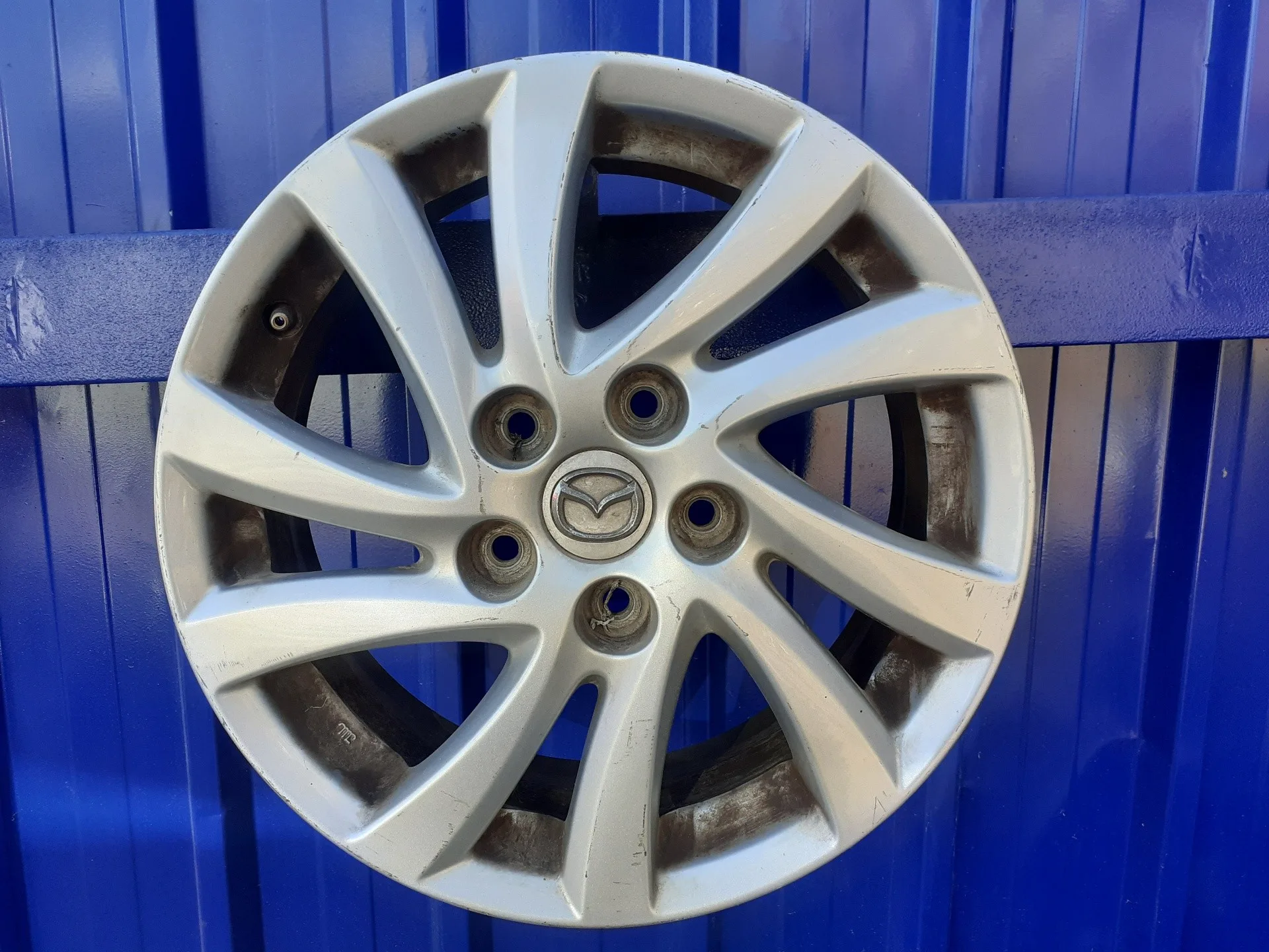 Llanta para Mazda 3 Lim. (Bl)