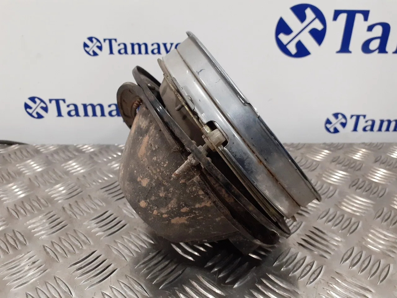 Faro Derecho para Lada Niva ( 2121 / 21213 / 21214 / 21215 )