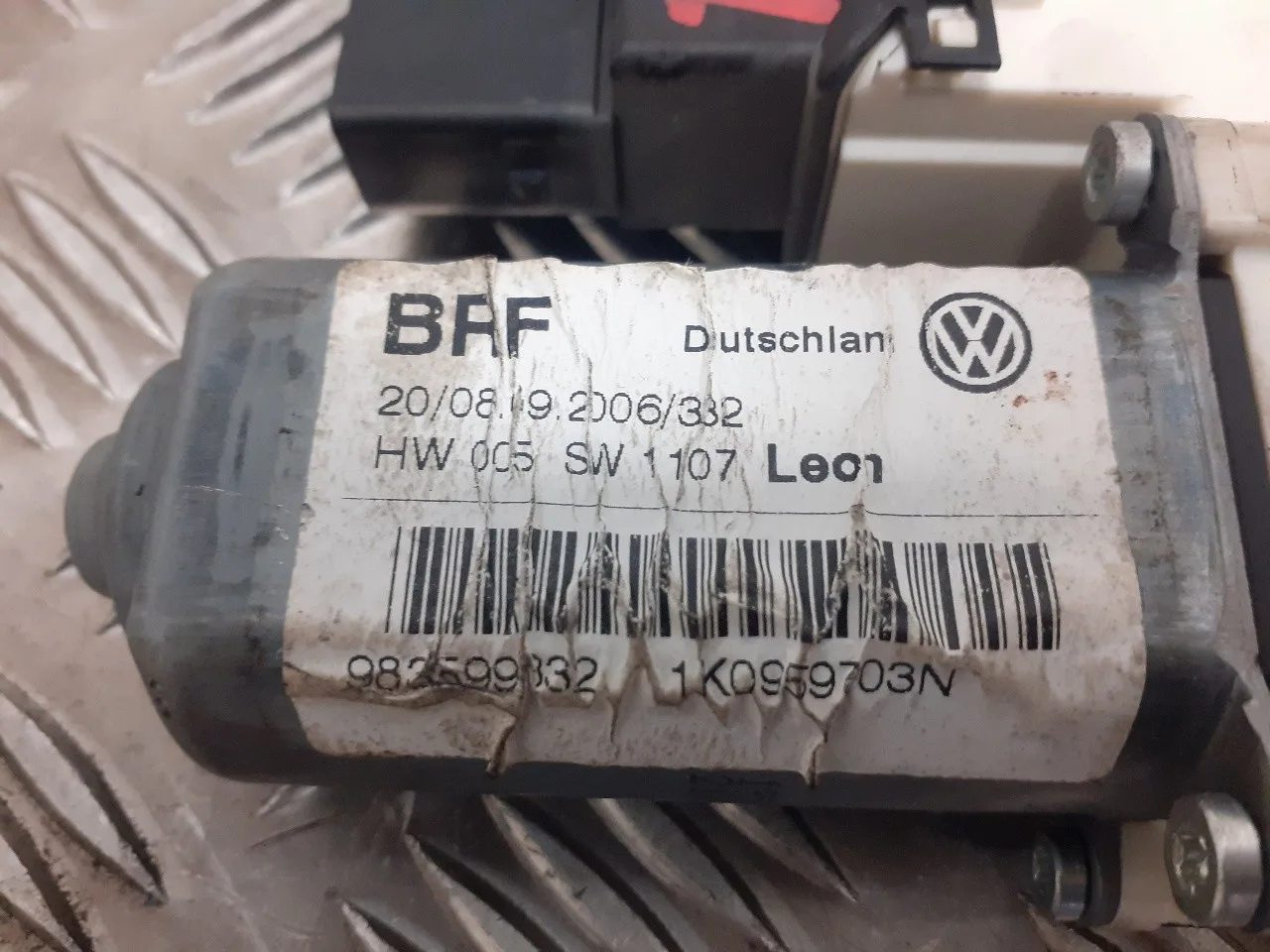 Motor Elevalunas Trasero Izquierdo para Seat Leon (1P1)