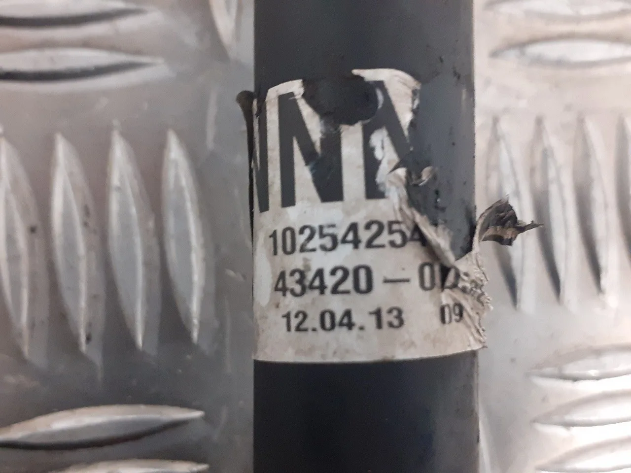 Transmision Delantera Izquierda para Toyota Yaris