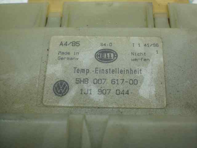 Mando Climatizador para Volkswagen Passat Berlina (3B2)