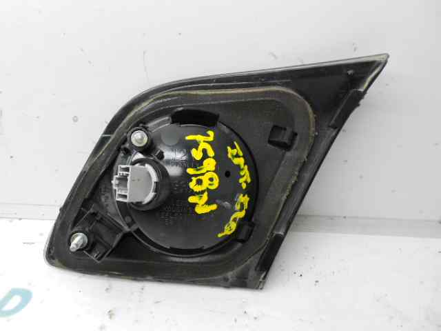 Piloto Trasero Izquierdo para Mazda 3 Berlina (Bk)