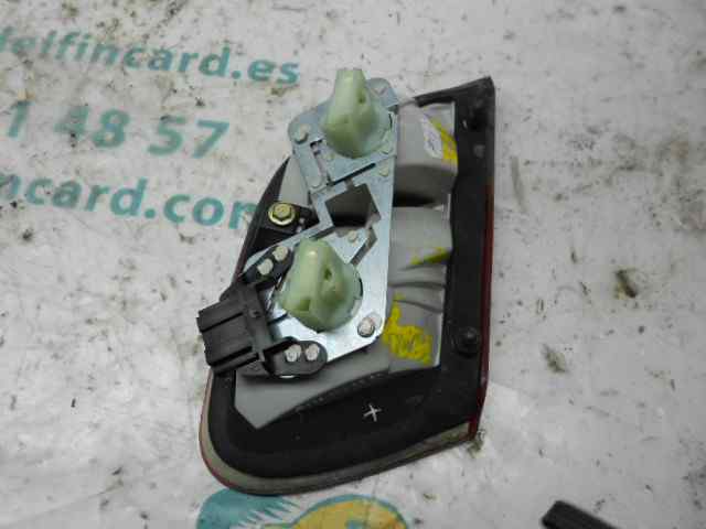 Piloto Trasero Izquierdo para Mercedes-Benz Clase Clk (W208) Coupe