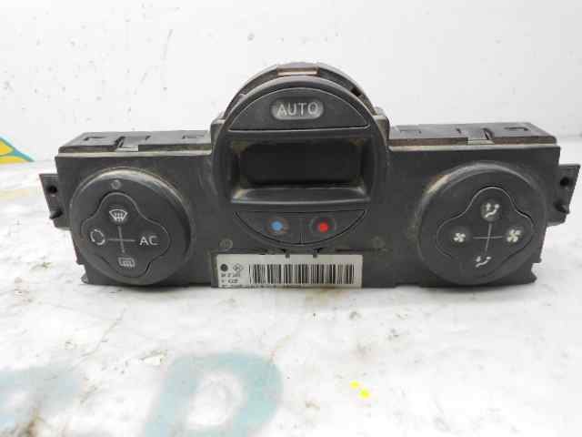Mando Climatizador para Renault Megane Ii Berlina 5P