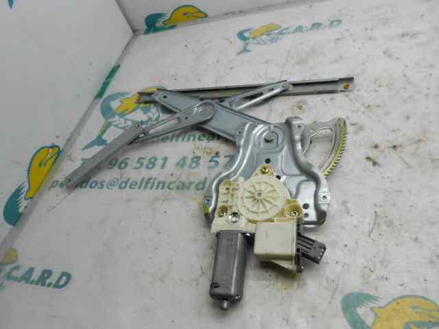 Elevalunas Delantero Derecho para Toyota Avensis Wagon (T25)