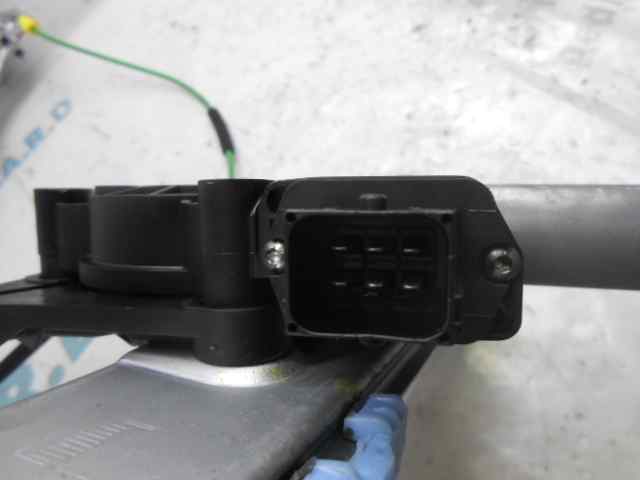 Elevalunas Delantero Izquierdo para Opel Corsa D