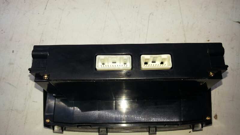 Mando Climatizador para Toyota Avensis Berlina (T25)