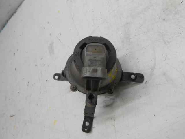 Faro Antiniebla Derecho para Hyundai Trajet (Fo)