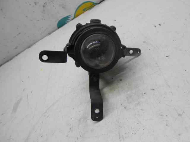 Faro Antiniebla Izquierdo para Hyundai Trajet (Fo)