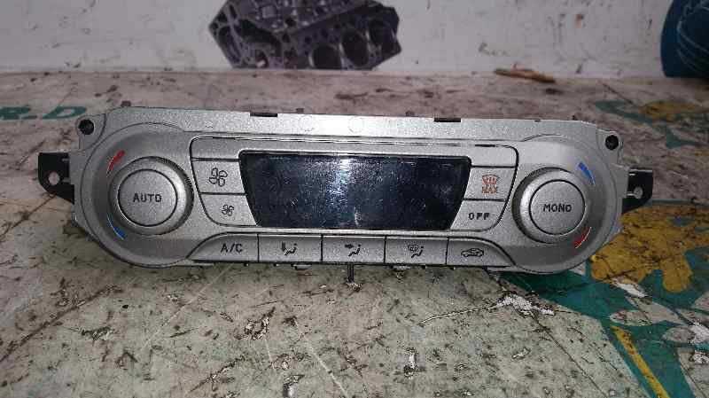 Mando Climatizador para Ford Focus Lim. (Cb4)