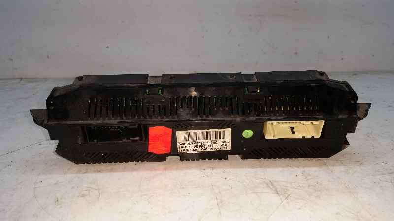 Mando Climatizador para Ford Focus Berlina (Cap)