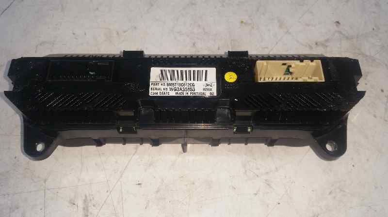 Mando Climatizador para Ford Focus Lim. (Cb8)