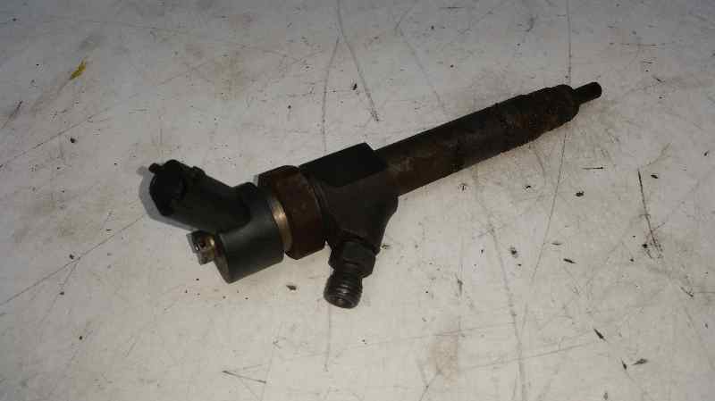Inyector para Nissan Primastar (X83)