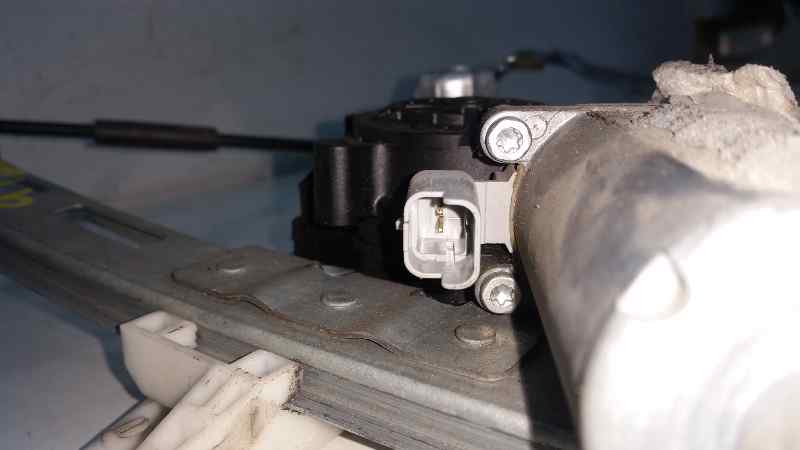 Elevalunas Delantero Derecho para Peugeot 206+
