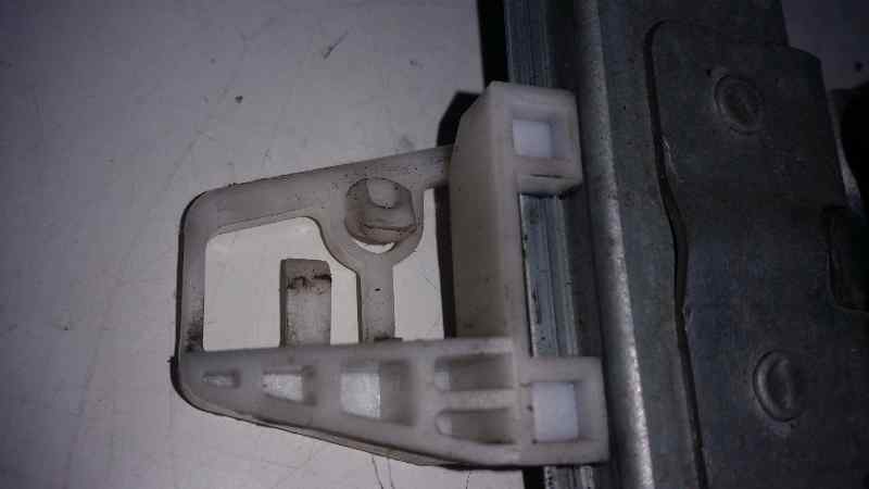 Elevalunas Delantero Derecho para Peugeot 206+