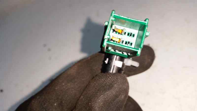 Pretensor Airbag Derecho para Opel Corsa C