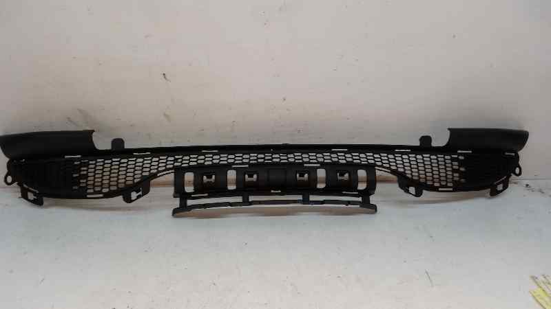 Rejilla Central Paragolpes para Peugeot 208