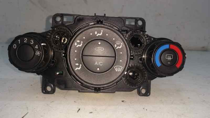 Mando Calefaccion / Aire Acondicionado para Ford Fiesta (Cb1)
