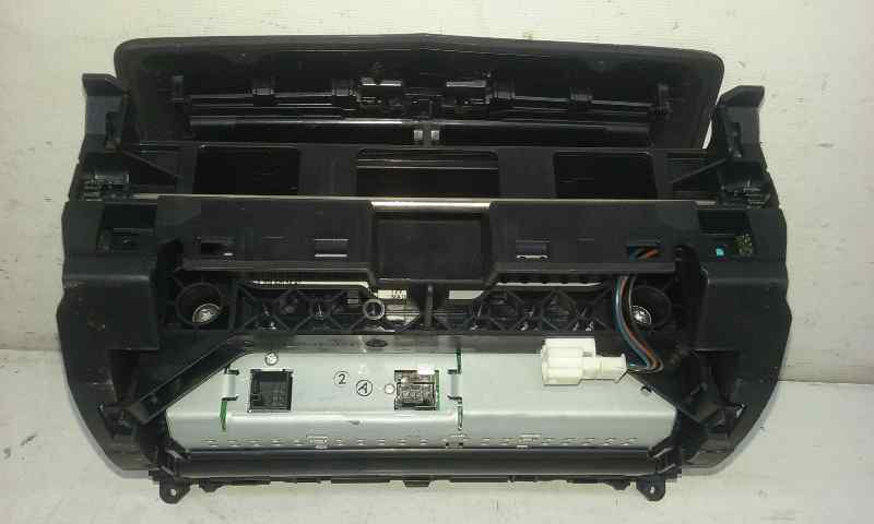 Pantalla Multifuncion para Mercedes-Benz Clase C (W204) Berlina