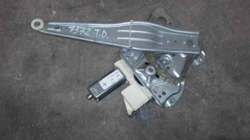 Elevalunas Trasero Derecho para Toyota Avensis Wagon (T25)