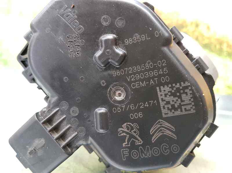 Caja Mariposa para Peugeot 208