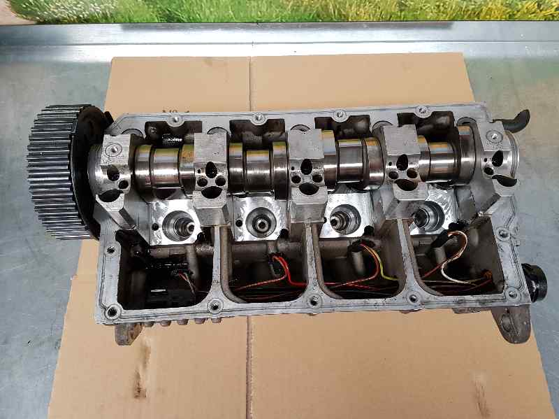 Culata para Volkswagen Golf V Berlina (1K1)