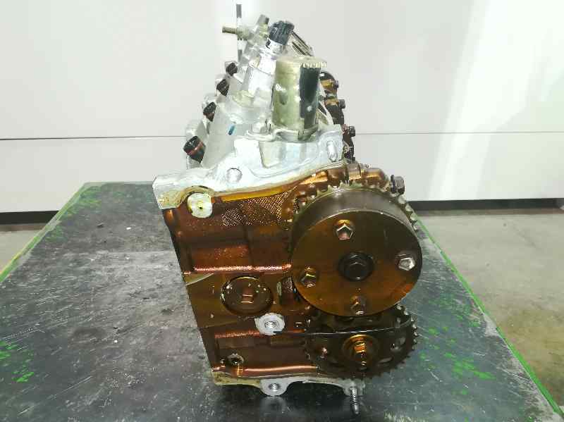 Culata para Toyota Avensis Berlina (T 22)