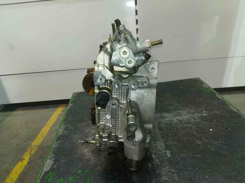 Culata para Toyota Avensis Berlina (T 22)