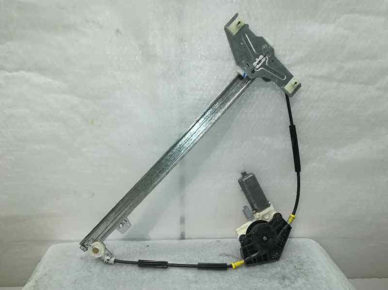 Elevalunas Delantero Derecho para Peugeot 307 (S1)