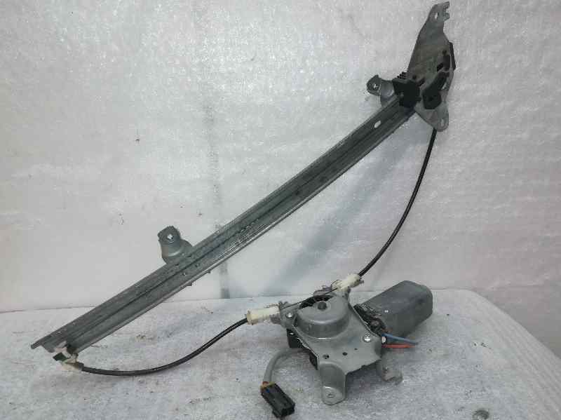Elevalunas Delantero Derecho para Nissan Primera Berlina (P11)